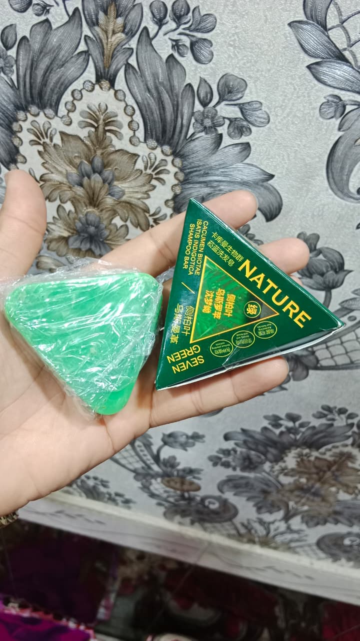 🌿 Nature Seven Green Shampoo Bar